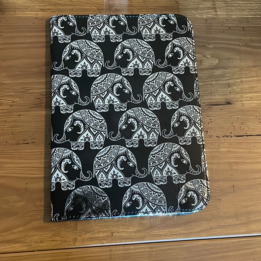 NWOT Apple tablet mini black & silver elephant Hamsa case